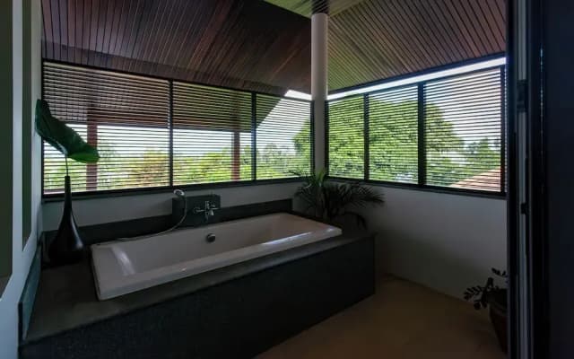 3Br Seaview with Pool Escape V276 - photo 4