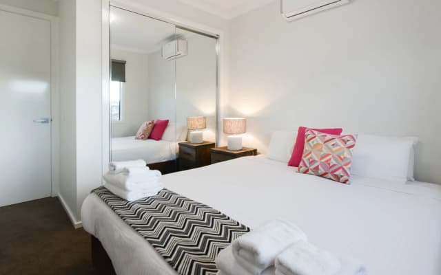 Boutique Stays - Caulfield Central - photo 4