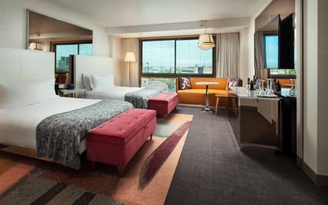SLS Hotel, a Luxury Collection Hotel, Beverly Hills - photo 4