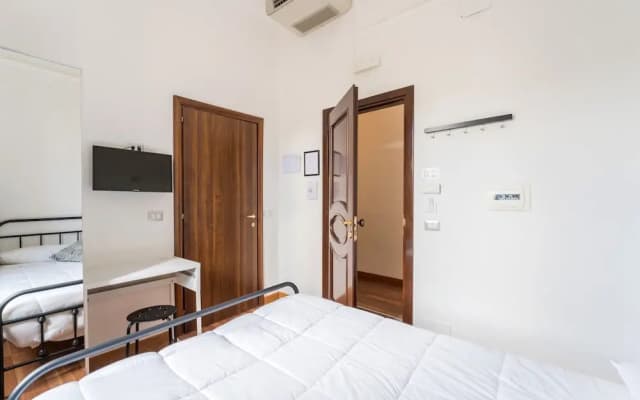 Rooms Piramide - photo 5