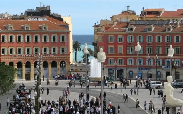 LOCATION VACANCES NICE - Appartements Nice Centre Carré d’Or - photo 2