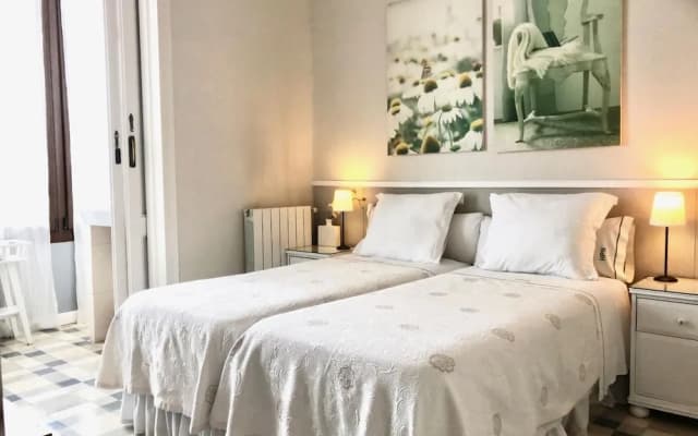 Hostal B&B Poblenou - photo 5