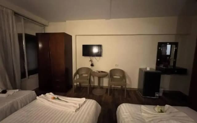 lora Altahrir hotel - photo 5
