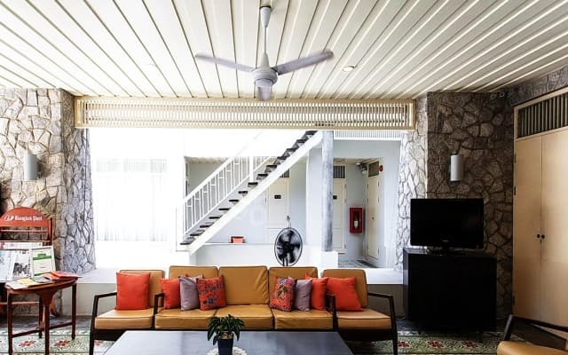 Baan Bayan Beachfront Hotel - photo 2
