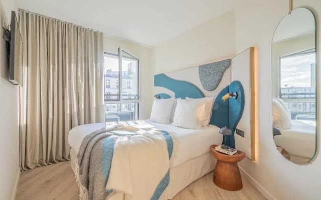 Yuna Porte Maillot - ApartHotel - photo 4