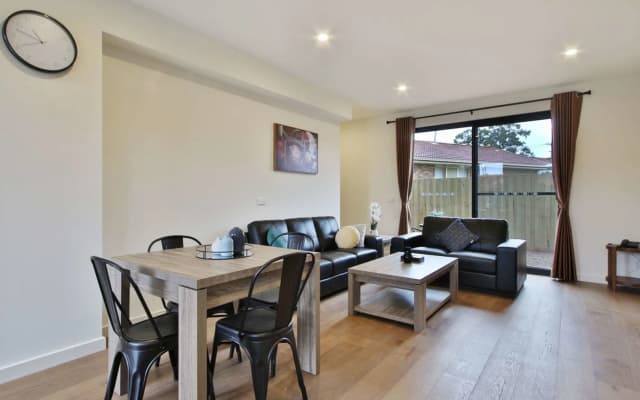 Quality Apartments Dandenong - photo 3