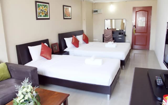 Centric Place Hotel - photo 2