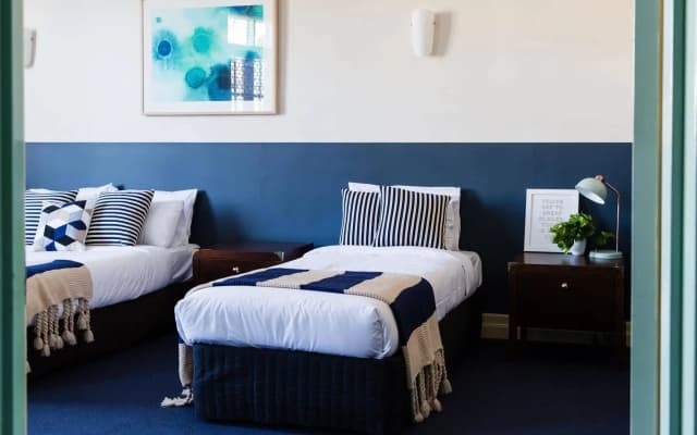 Bridgeview Hotel Willoughby - photo 3