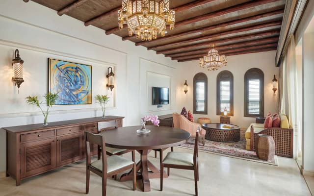 Hilton Salwa Beach Resort & Villas - photo 2