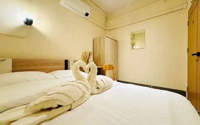 Charming Hostel - photo 4