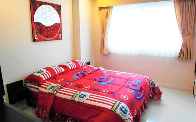 Park Lane Jomtien Resort - 1 Bed Sleeps 2 - photo 2