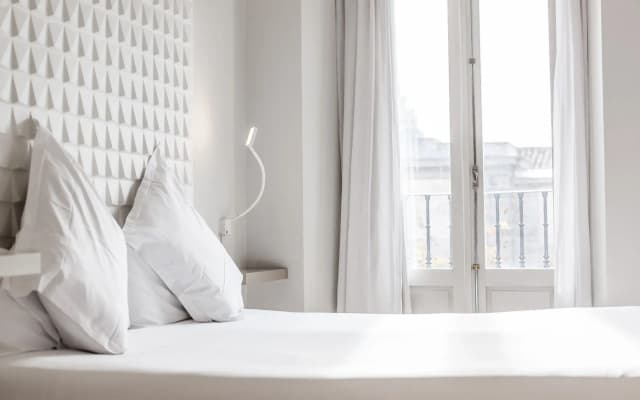 Hotel Chic And Basic - photo 5