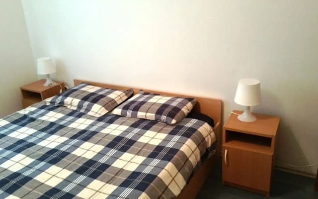 UJPEST - photo 3
