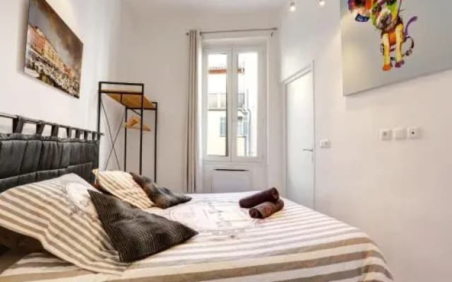 Great Flat in the Old Town Up To 4 - photo 4