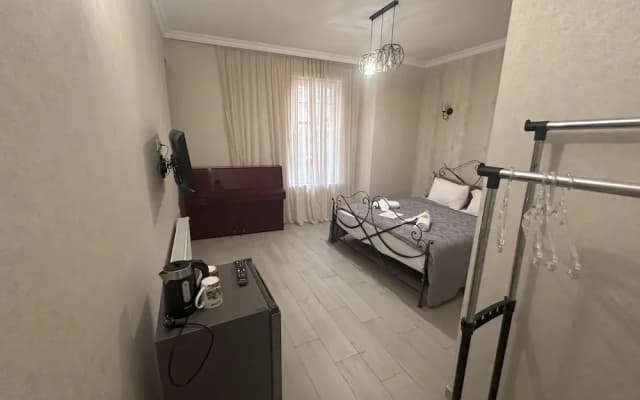 Silver 44 Hotel - photo 2