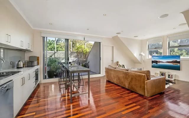 Stunning 2-bed Unit With BBQ Patio Near Dining - photo 2