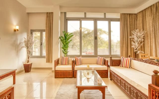 Elegant Hospitality - Garden Duplex - photo 4