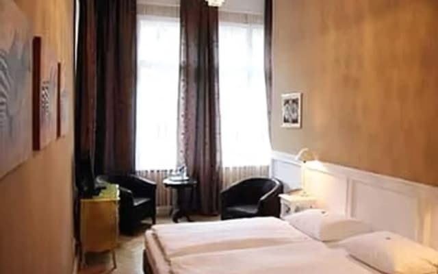 Hotel Maison Am Olivaer Platz - photo 4