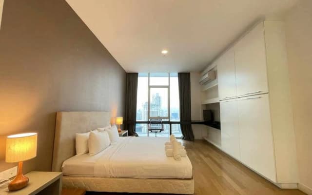 #3 Private Spacious 3Bedroom KLCC Sky Pool!! ^^ - photo 3