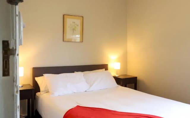 Tates Hotel Windsor - photo 3