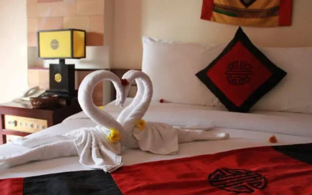 Welcome Old Town Hotel - photo 3