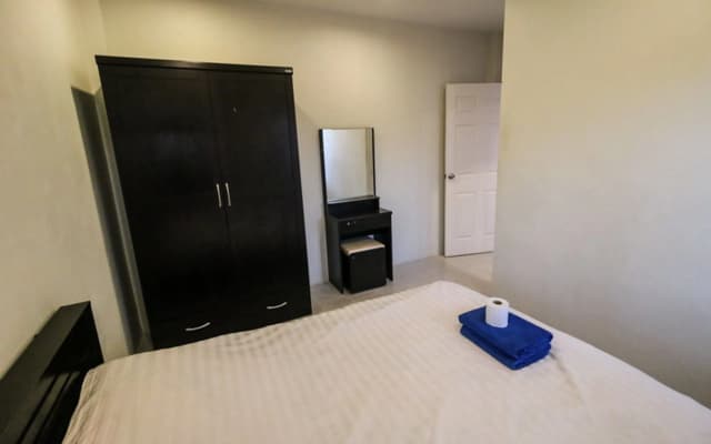 Sixpack Cottage - photo 3