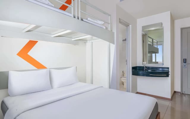 ibis budget Jakarta Menteng - photo 5