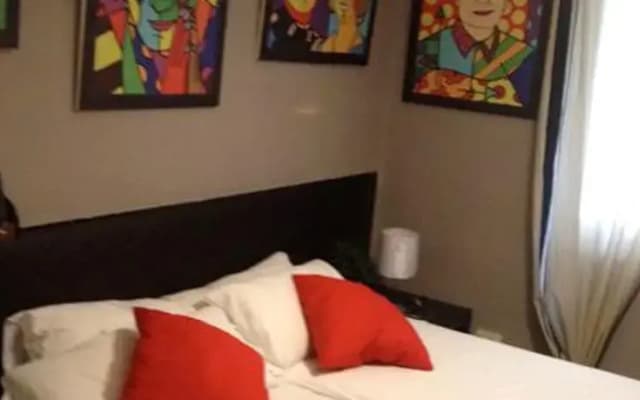 Chueca Room Apartments - photo 2