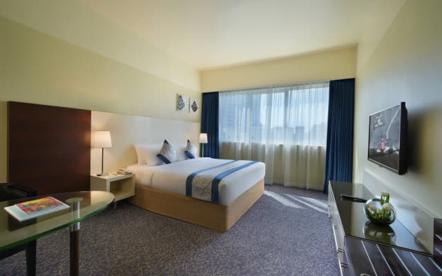 Kingsgate Hotel Abu Dhabi by Millennium - photo 3