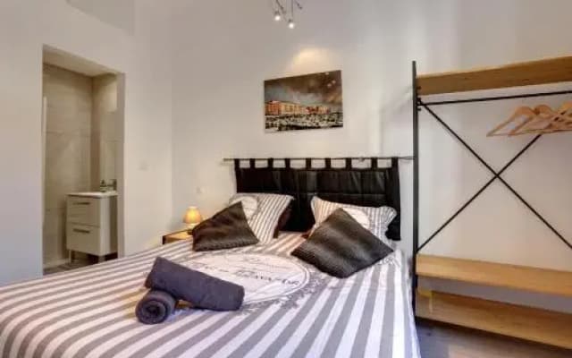 Great Flat in the Old Town Up To 4 - photo 5