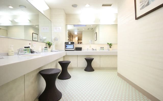 Hotel Claiton Shin-Osaka - photo 2