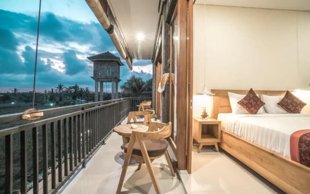 Three Dewi's Guest House - photo 2