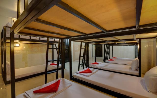 Siem Reap Pub Hostel - photo 2