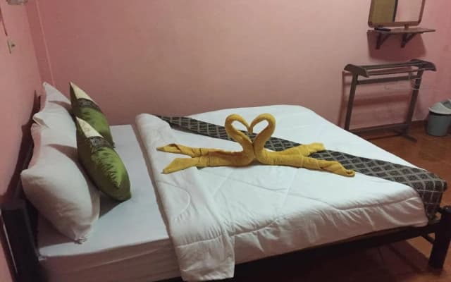 Marina Guesthouse - photo 3