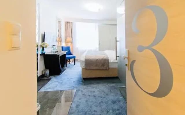 1St City Apartments - photo 2