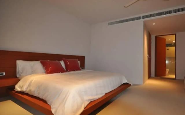 Patong Beach House - photo 3