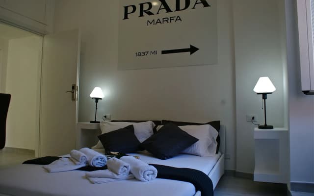 Empire Suites - photo 3