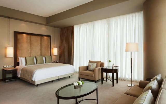 Shangri-La Apartments - photo 4