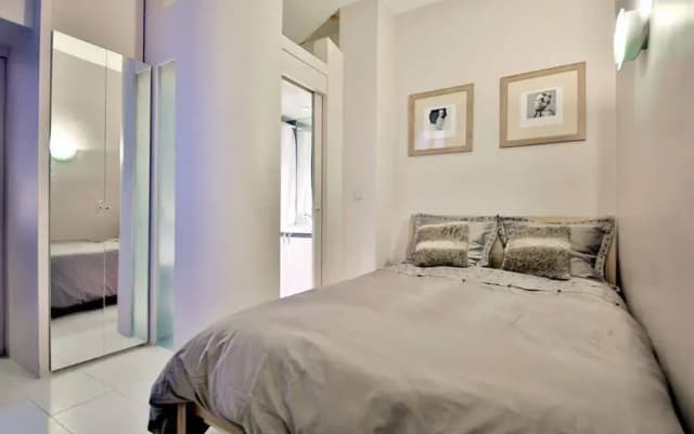 Saint Germain Apartment - photo 2