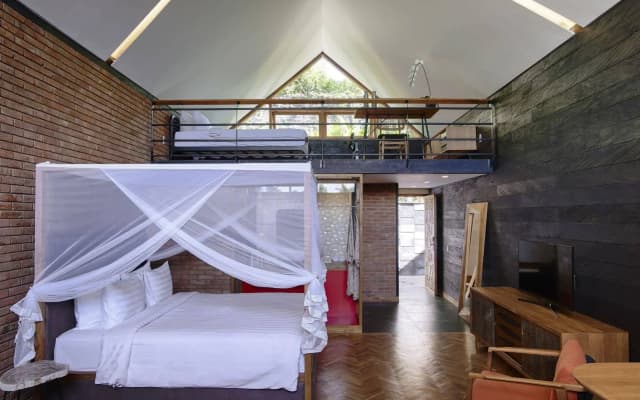 Chapung Sebali Hotel - photo 4