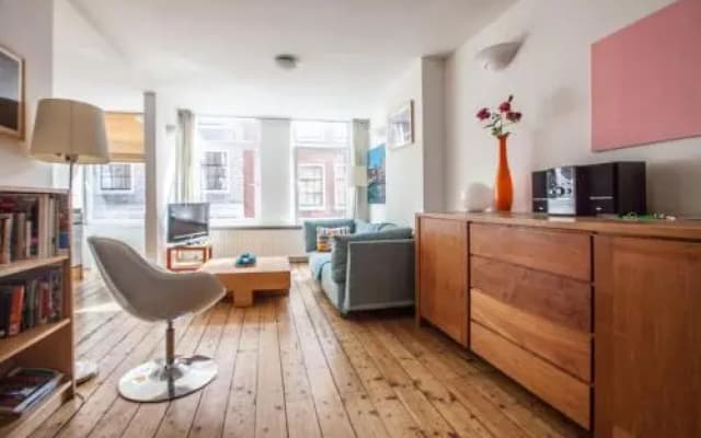 Laurier | Artfulstay - photo 5