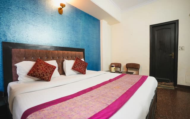 Hotel Vardhman Inn - photo 2