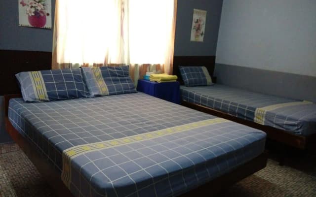 Shanghai Hotel - photo 4