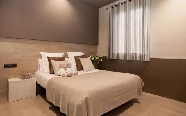 Enjoybcn Miro Apartments - photo 4