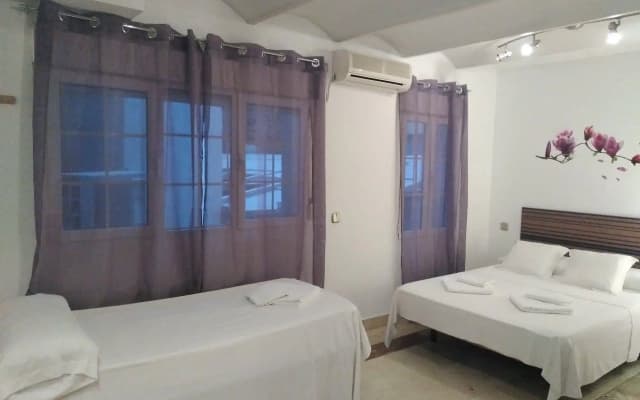 Santa Ana Apartamentos - photo 5