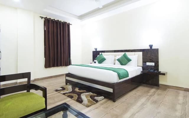 Hotel Aerodrome - photo 3