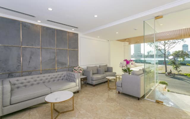 Phu Khang Hotel - photo 2
