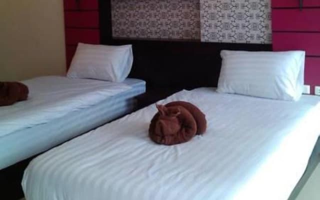 Easy Condotel Phuket - photo 3