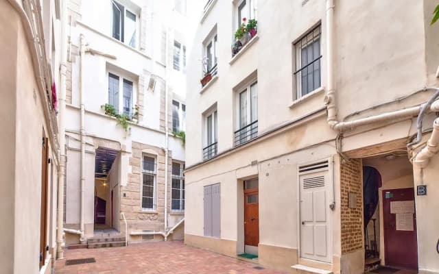 Studio With Mezzanine in the Heart of the Latin Quarter - PRO Agency - photo 4