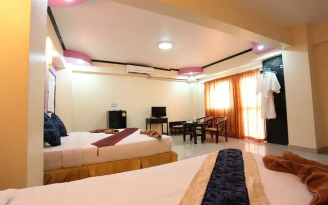 Home Pattaya Hotel - photo 4